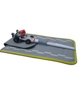 Nintendo DS Mario Kart Stylus & DS Carrier